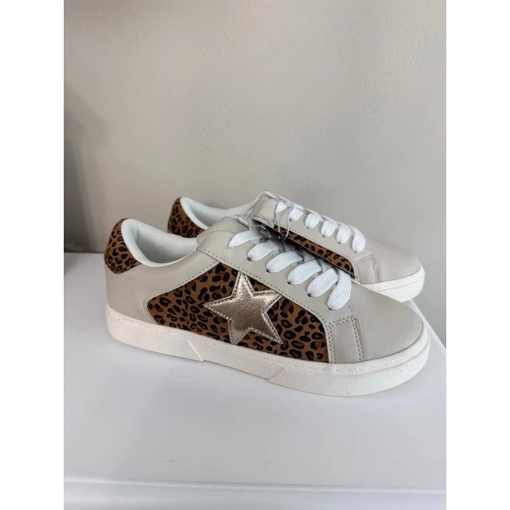 A New Day Sneakers Women 8 Beige Leopard Star Lace Up Fashion NWT